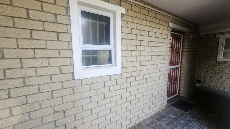 To Let 1 Bedroom Property for Rent in Bracken Heights Western Cape